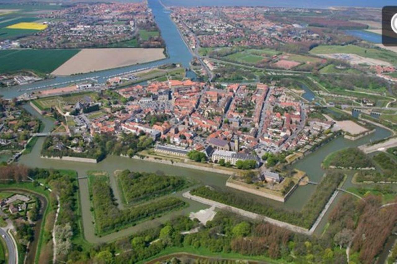 L'Etoile De Mer - Les Remparts Gravelines Ngoại thất bức ảnh